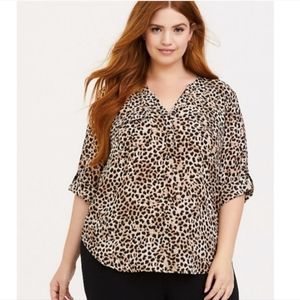 Torrid 4X Cheetah/Leopard Print Blouse
